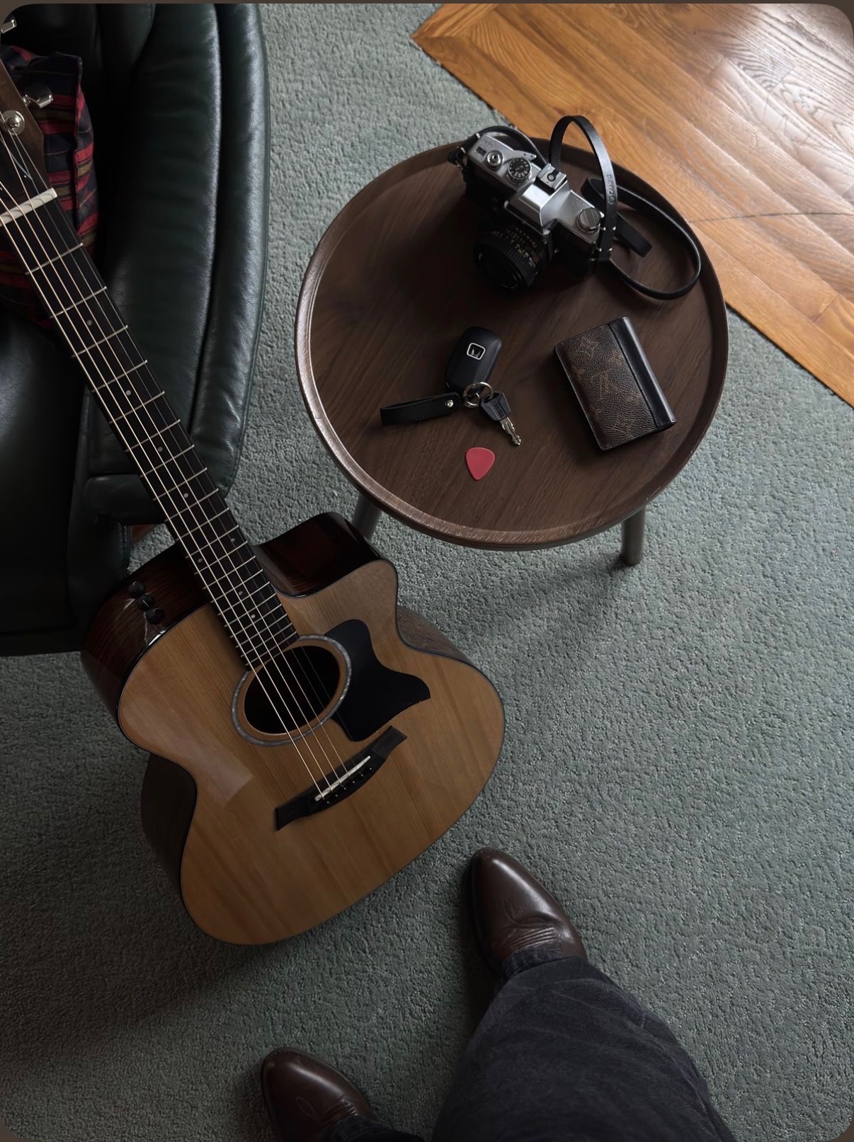 The Brown Acoustic Guitar
